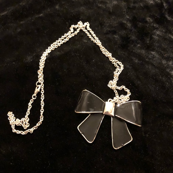 Claire's Jewelry - Bow Necklace